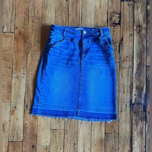Kut from the Kloth Paula Denim Skirt